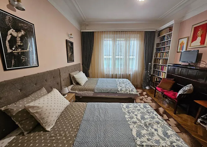 Alex Place-central * Sofia